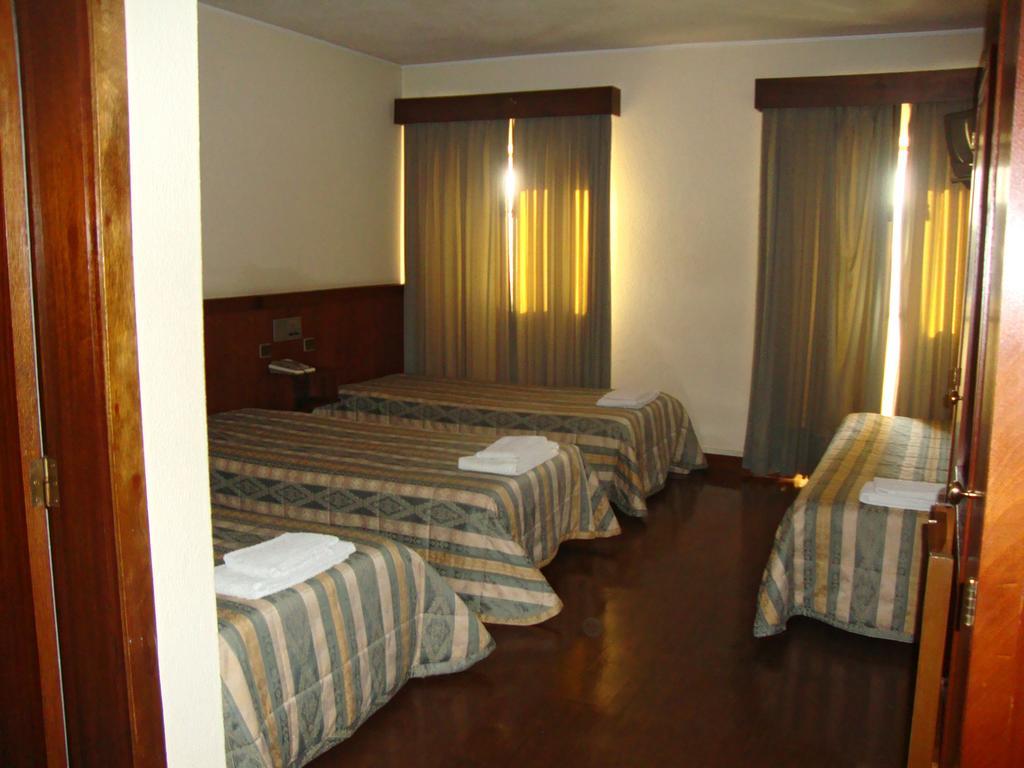 Hotel Casa De Retiros N. S. Perpetuo Socorro Guimarães Camera foto