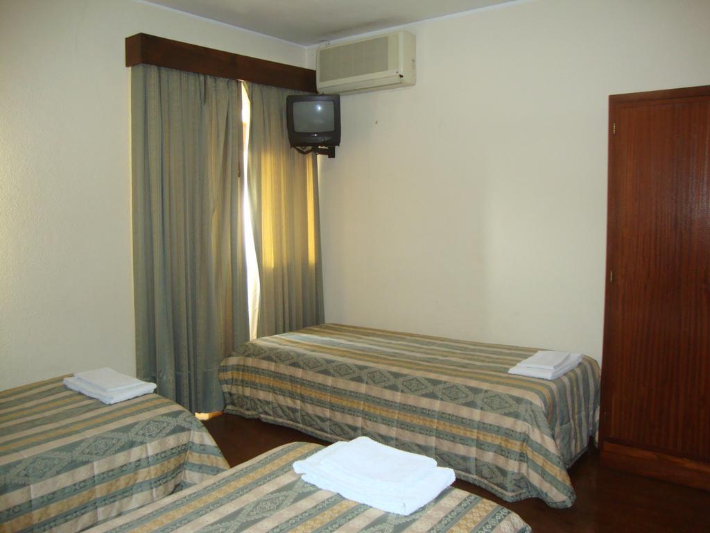 Hotel Casa De Retiros N. S. Perpetuo Socorro Guimarães Camera foto