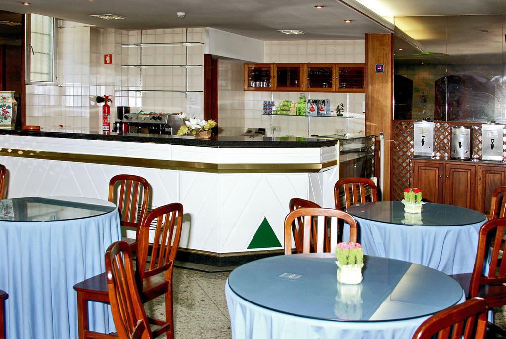 Hotel Casa De Retiros N. S. Perpetuo Socorro Guimarães Esterno foto