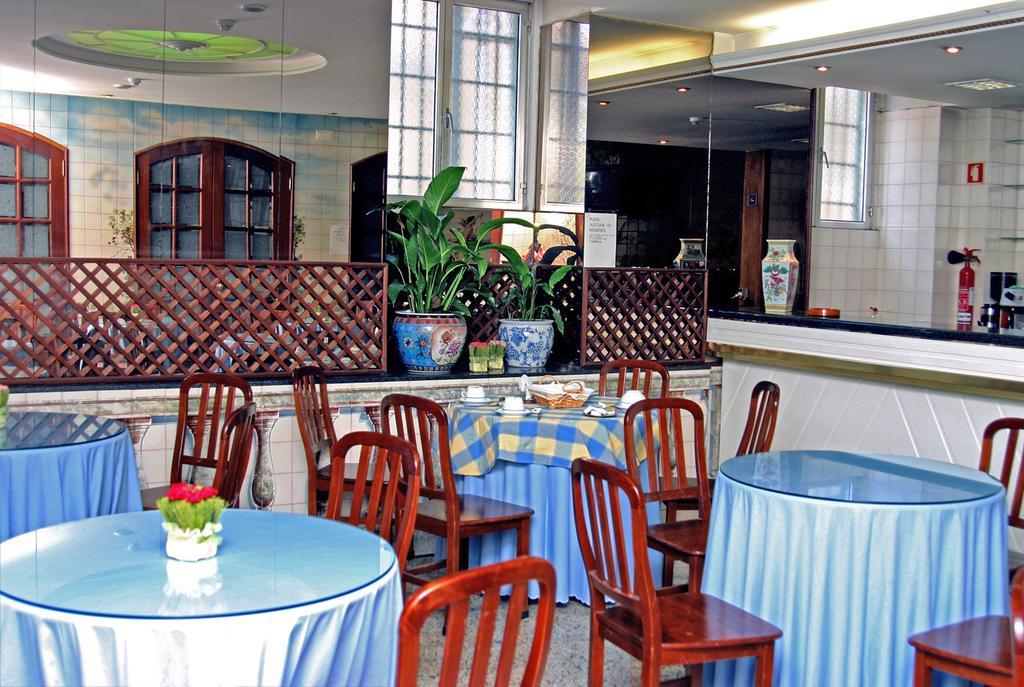 Hotel Casa De Retiros N. S. Perpetuo Socorro Guimarães Esterno foto