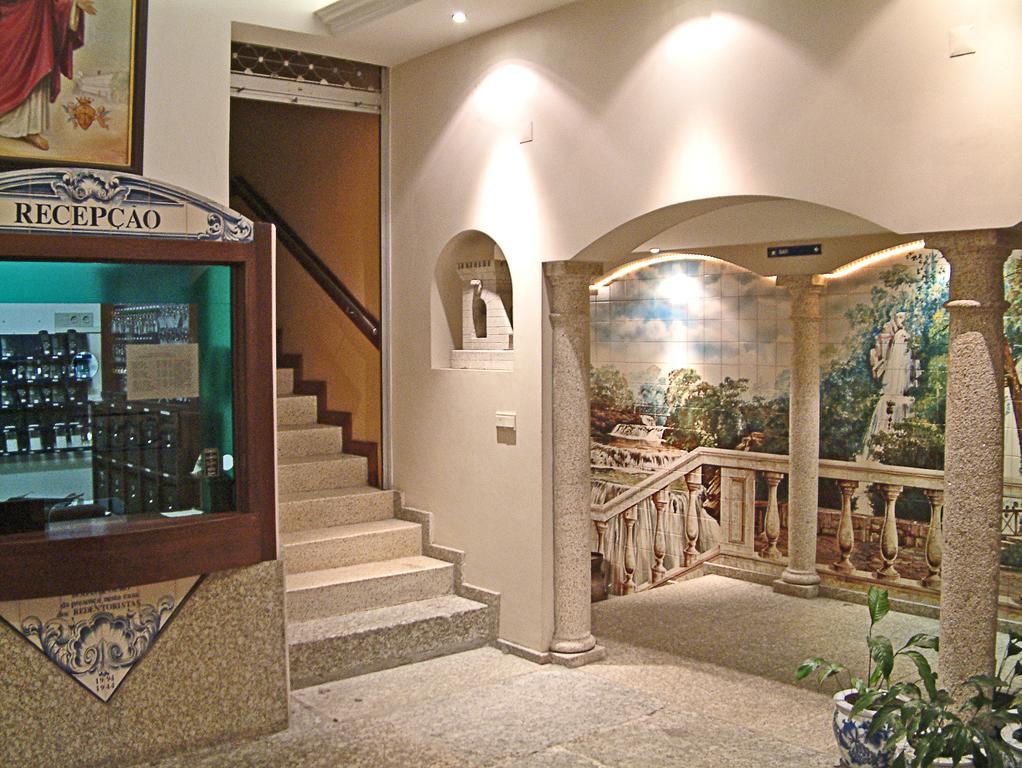 Hotel Casa De Retiros N. S. Perpetuo Socorro Guimarães Esterno foto